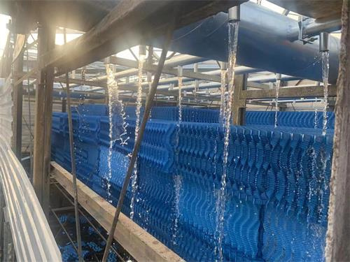 開放式冷卻塔存在的短處體現(xiàn)在哪些方面?(什么是大型冷卻塔)