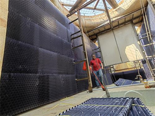 使用工業冷卻塔時一定要加強管理,工業冷卻塔安裝過程