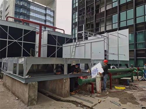 水冷卻塔風(fēng)扇噪音大的原因及解決,冷卻塔噪音治理公司