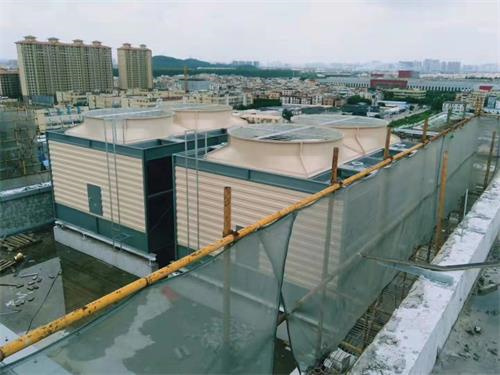 <a href=http://www.dxry.com.cn/tags/19_0.html target=_blank class=infotextkey>工業冷卻塔</a>的優點有哪些